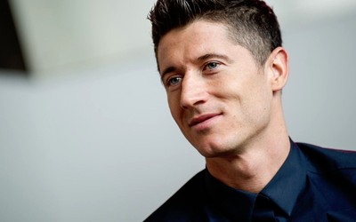 浩瀚体育精华-佩德里又破门锁定胜局帮助球队夺冠