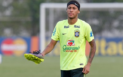 浩瀚体育-利物浦赛季门票涨价%